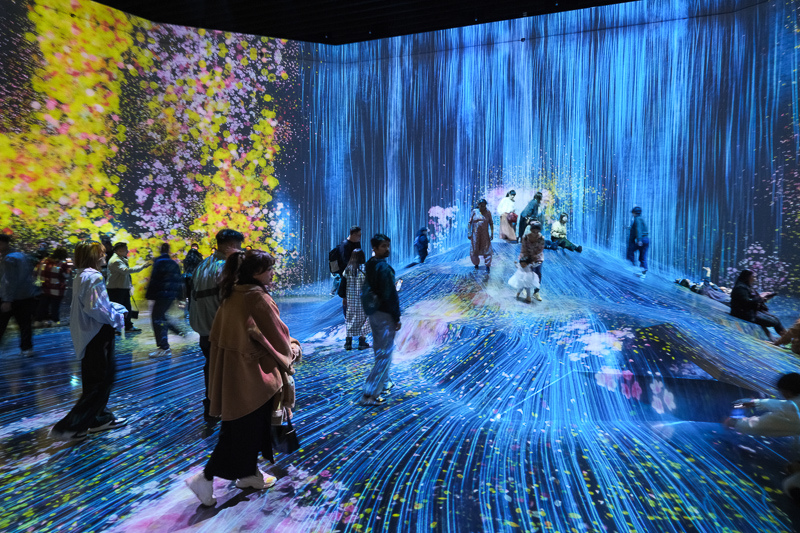 【東京】teamLab Borderless麻布台之丘：華麗