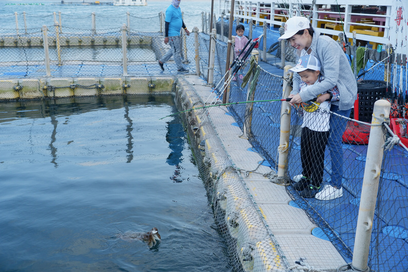 【澎湖】海上皇宮海洋牧場：鮮蚵吃到飽＆釣魚吃海鮮粥，門票優惠