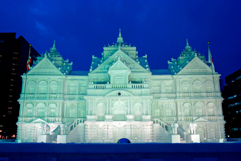 【札幌】大通公園：都市綠洲超熱鬧！必去雪祭啤酒節＆烤玉米好好