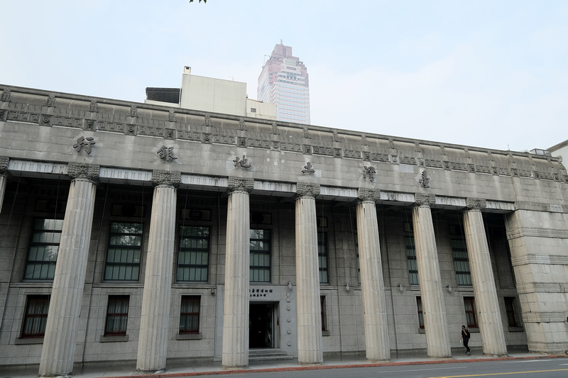 【台北】國立台灣博物館(土銀展示館)：巨型恐龍超吸睛，門票僅