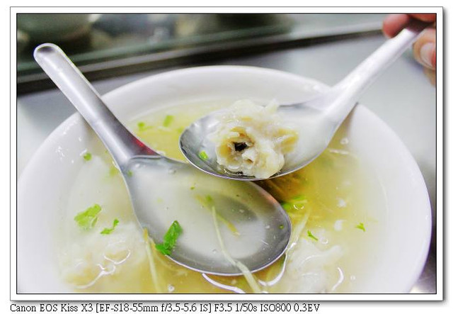 ［中西區］：雙色包餡魚羹☆阿鳳浮水虱目魚羹