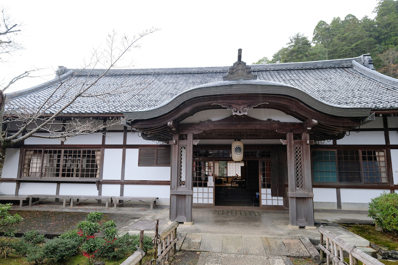 【京都楓葉景點】鞍馬寺：經典天狗必拍！門票、交通搭纜車上山最