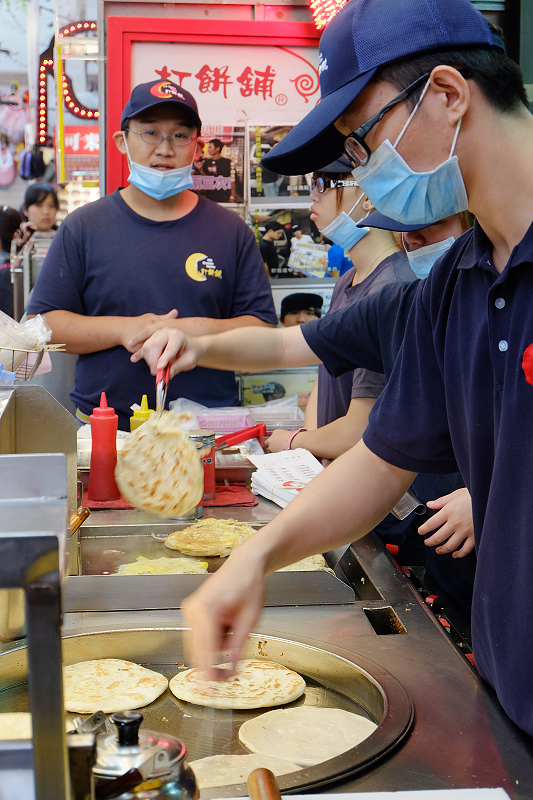 【台中市】：打餅舖手工烙餅 ♥ 香酥帶勁不油不膩