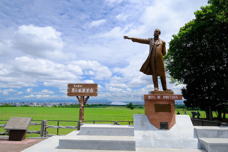 【札幌】羊之丘展望台：北海道開拓之父！夏天薰衣草、冬天滑雪超推薦