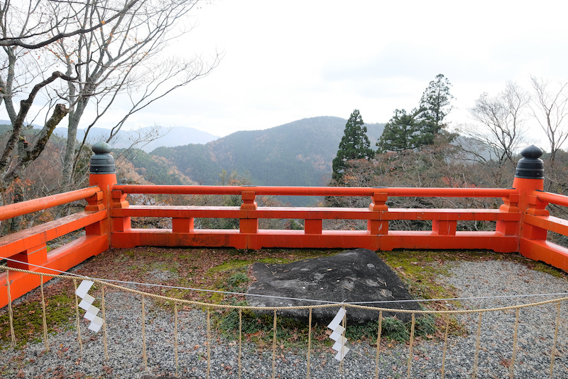 【京都楓葉景點】鞍馬寺：經典天狗必拍！門票、交通搭纜車上山最