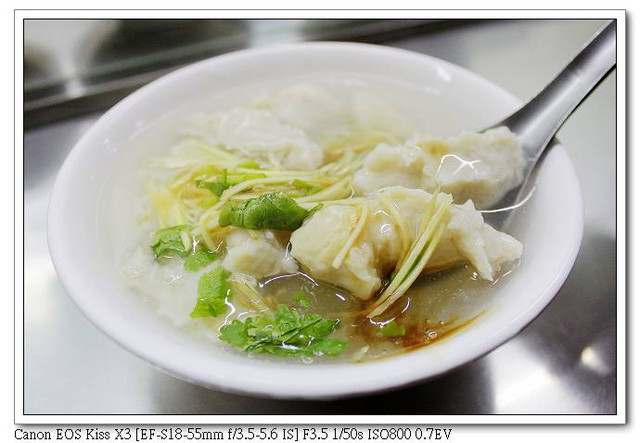 ［中西區］：雙色包餡魚羹☆阿鳳浮水虱目魚羹