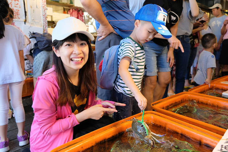 【新北萬里】龜吼漁港漁夫市集：餐廳美食、螃蟹推薦、交通景點一