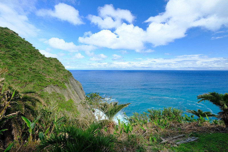 【花蓮豐濱】大石鼻山步道：輕鬆眺望無邊際海景！飛魚卵香腸也是