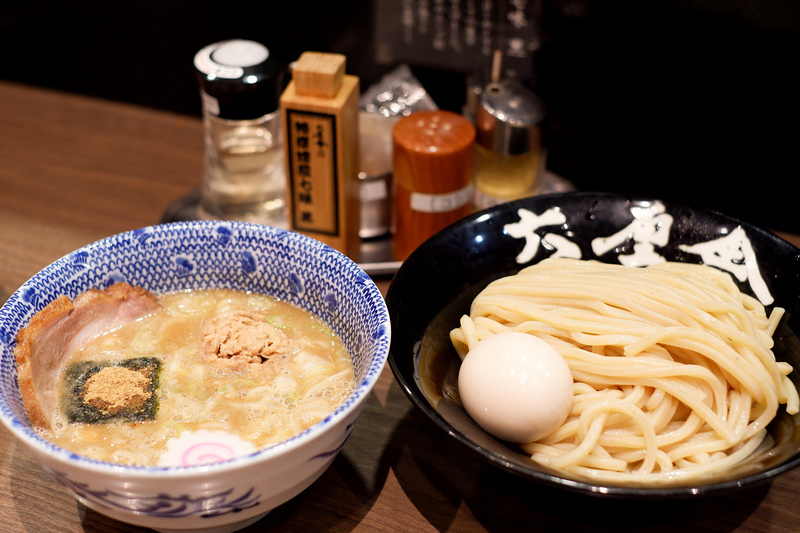 【東京】六厘舍沾麵：濃厚湯頭太銷魂！東京車站、晴空塔超人氣排隊店