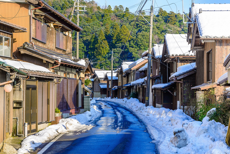 【京都】伊根舟屋：日本威尼斯美譽！搭船餵海鷗、交通＆附近景點