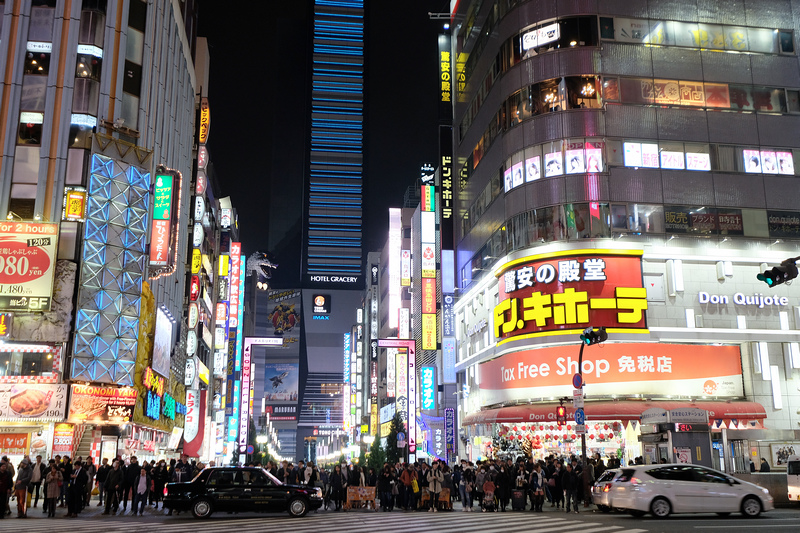 【東京】新宿歌舞伎町一番街：牛郎價格拉客＆美食景點，情色場所