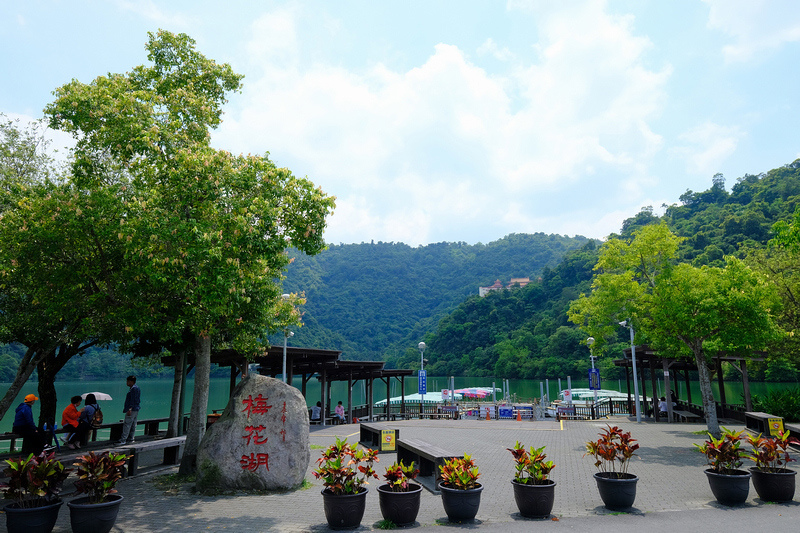 【宜蘭】梅花湖風景區：腳踏車環湖超愜意！露營車、美食＆附近景