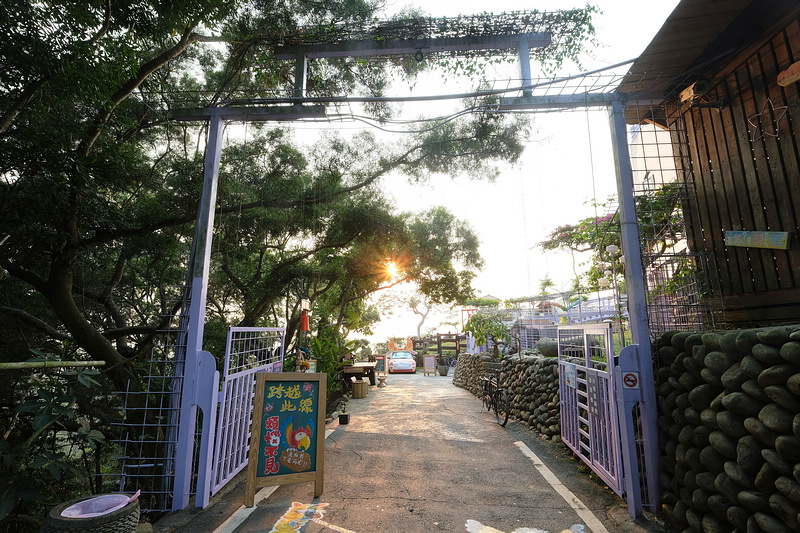 【南投】星月天空猴探井景觀餐廳：草泥馬＆百萬夜景超好玩！門票