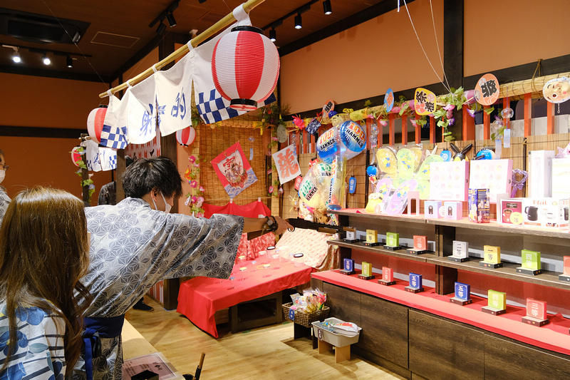 【大阪】空庭溫泉：關西最大溫泉樂園！穿浴衣泡湯屋，岩盤浴也享