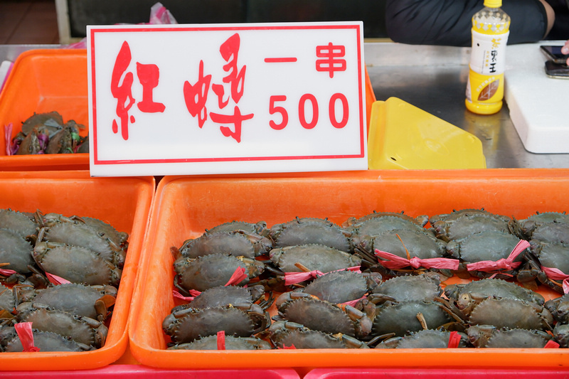 【新竹】南寮漁港攻略：波光市集、魚鱗天梯、美食餐廳、騎腳踏車