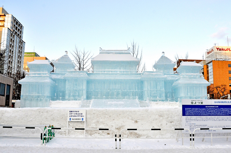 【札幌】大通公園：都市綠洲超熱鬧！必去雪祭啤酒節＆烤玉米好好