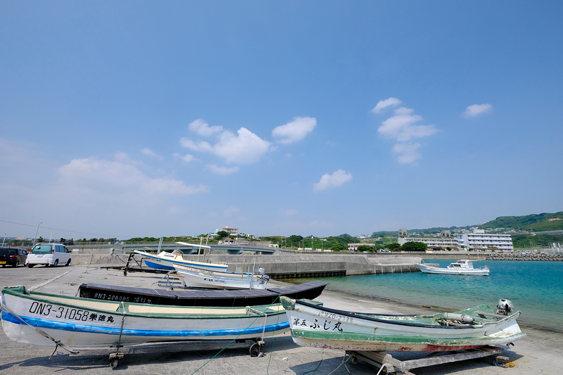 【沖繩】奧武島：貓島美食交通全攻略！暗藏美味天婦羅的純樸小漁