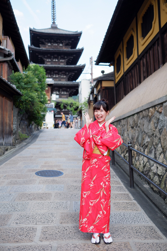 【京都】八坂庚申堂：繽紛彩球許願猴，熱門IG打卡景點，穿和服