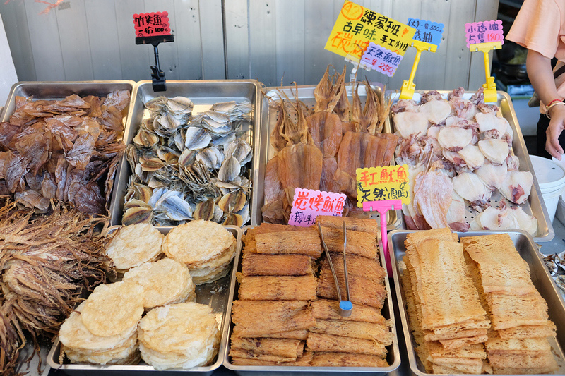 【新北萬里】龜吼漁港漁夫市集：餐廳美食、螃蟹推薦、交通景點一