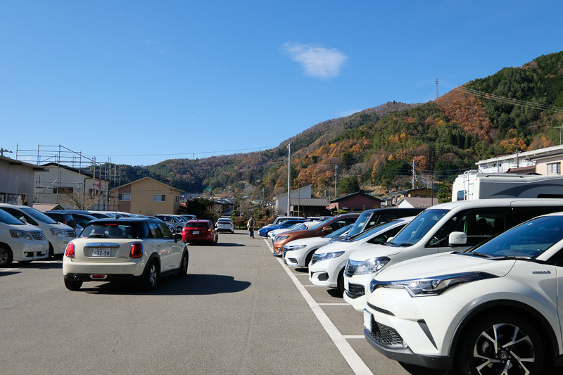 【河口湖】新倉富士淺間神社：絕美富士山景色！忠靈塔、鳥居櫻花