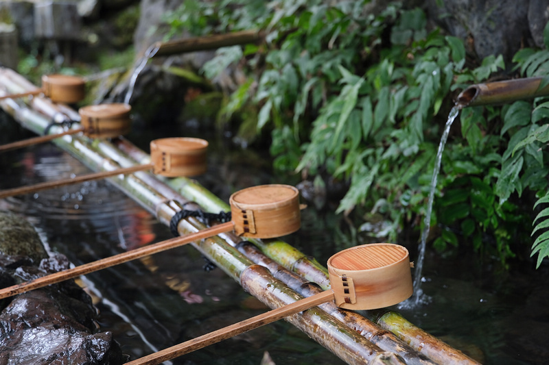 【京都】貴船神社：冬天白雪超美！秋天楓葉、點燈時間必去 (含