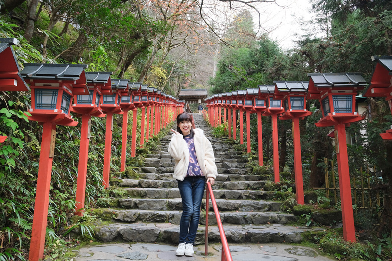 【京都】貴船神社：冬天白雪超美！秋天楓葉、點燈時間必去 (含