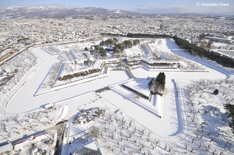 【函館】五稜郭公園＆五稜郭塔：櫻花雪景四季皆美！美食＆門票優