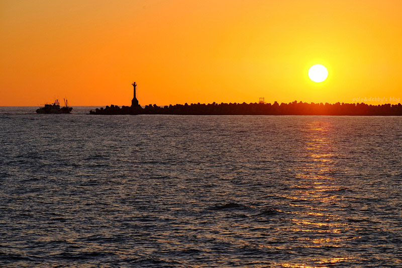 【高雄西子灣景點一日遊】2024西子灣夕陽秘境、美食餐廳、交