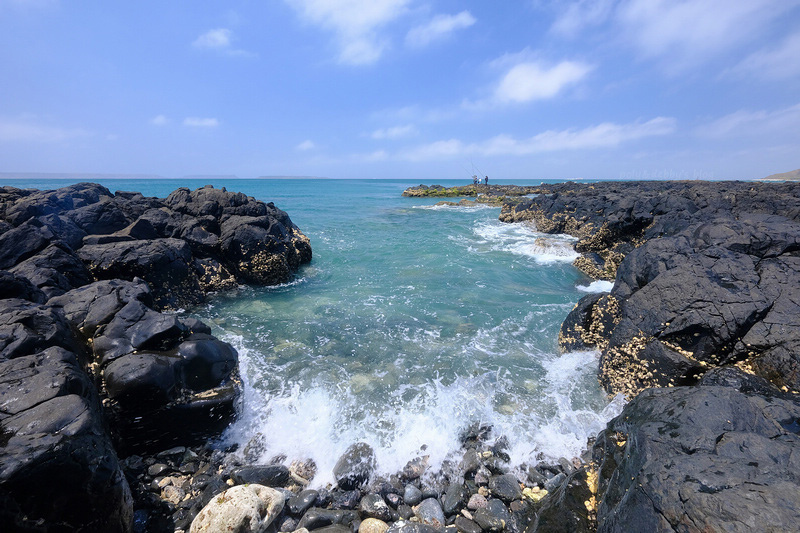 【澎湖】風櫃洞：巨型幽浮降臨！風櫃聽濤、漲潮噴水等，南環必訪