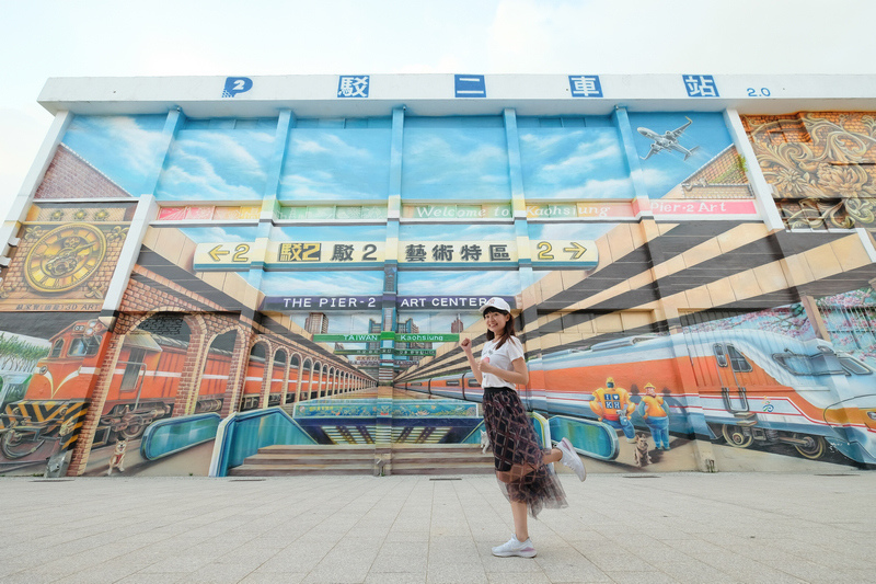 【高雄】駁二藝術特區怎麼玩介紹：捷運必看景點地圖＆美食餐廳展