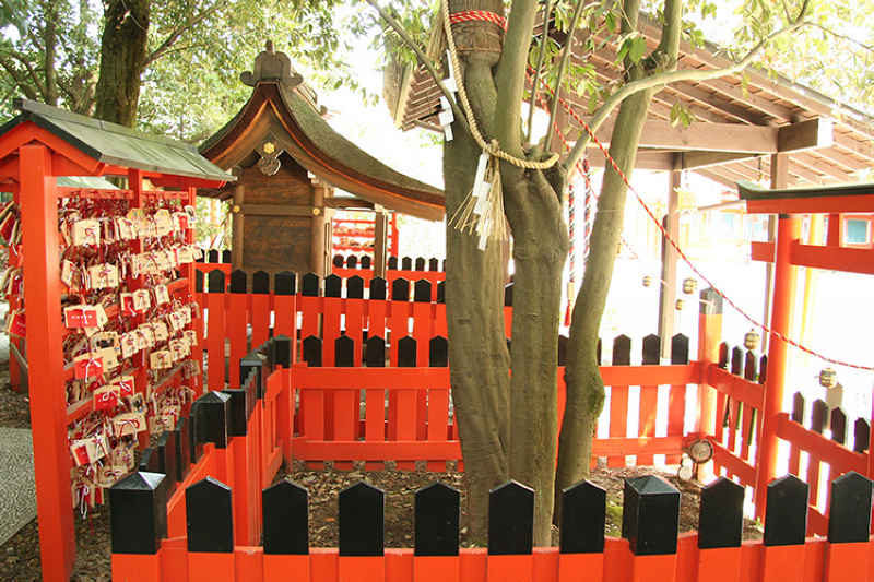 【京都】下鴨神社：最古老神社之一！蕾絲御守超酷，求姻緣變美必