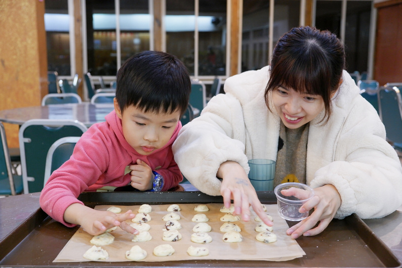 【苗栗通霄】飛牛牧場：擠奶餵羊趣！門票優惠、住宿餐廳親子一日