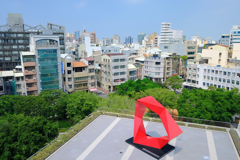 【台南美術館二館】全台最夯美術館！南美館門票展覽、餐廳美食＆