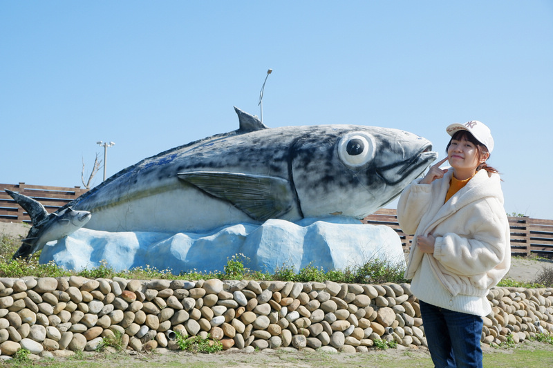 【新竹】南寮漁港攻略：波光市集、魚鱗天梯、美食餐廳、騎腳踏車